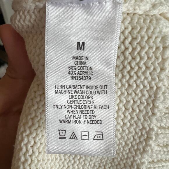 SOLD OUTT - Picture 5 of 8